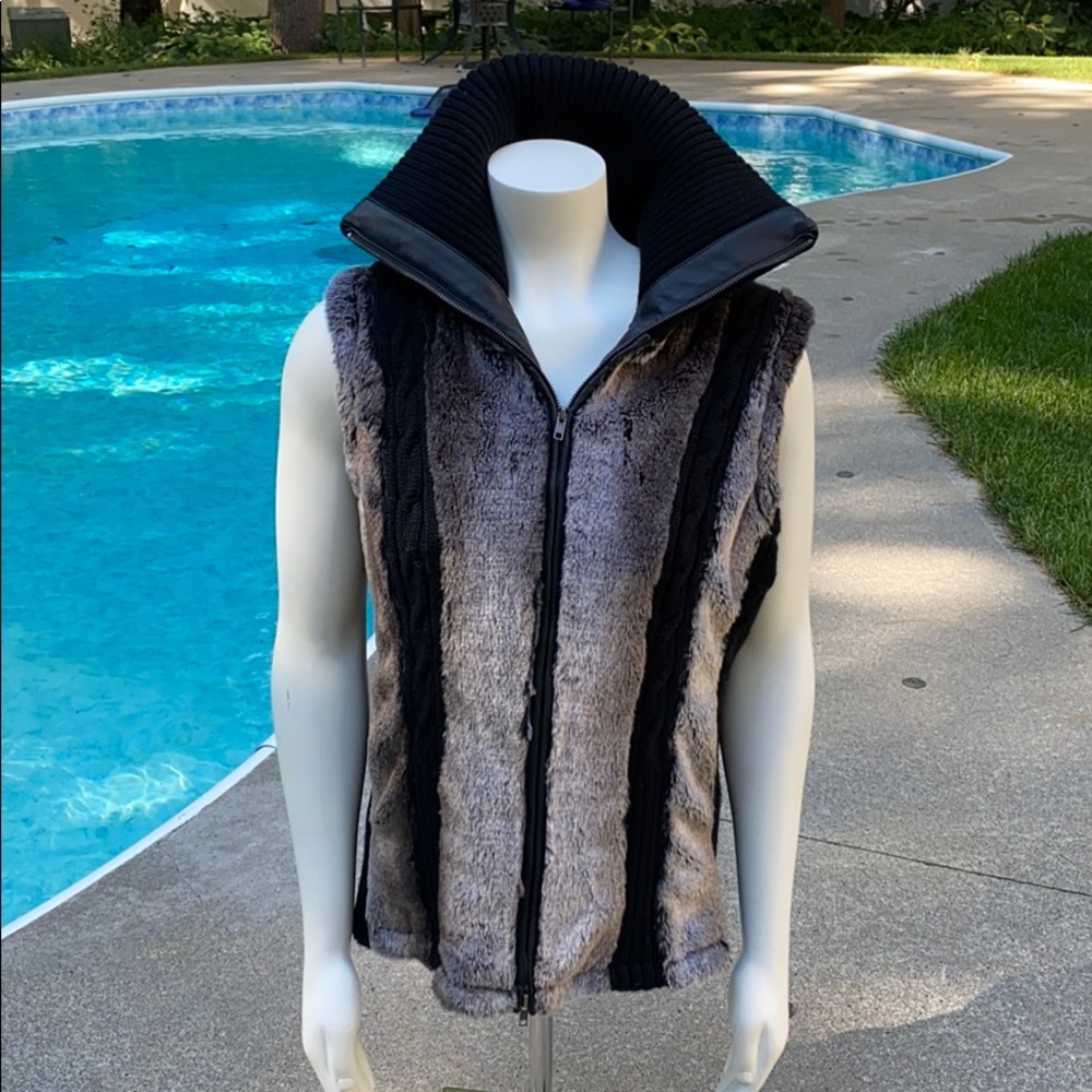 NWT Regent gray and black faux fur vest
